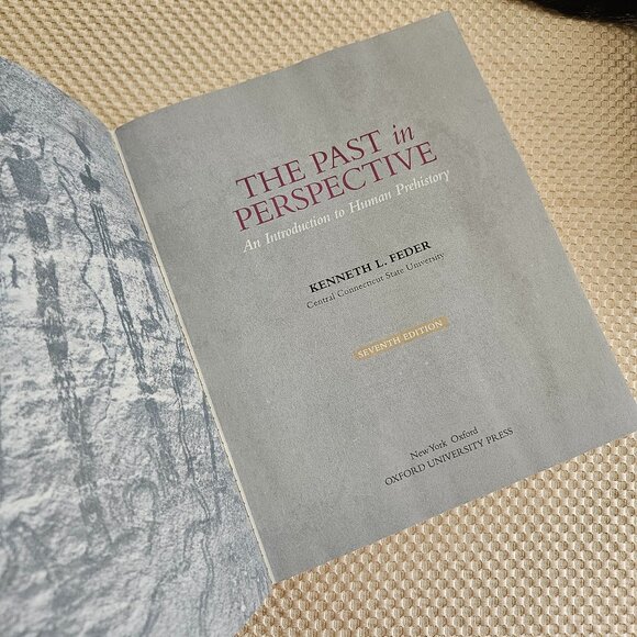 2017 - The past in Perspective - Kenneth Feder - Paperback - Picture 2 of 9